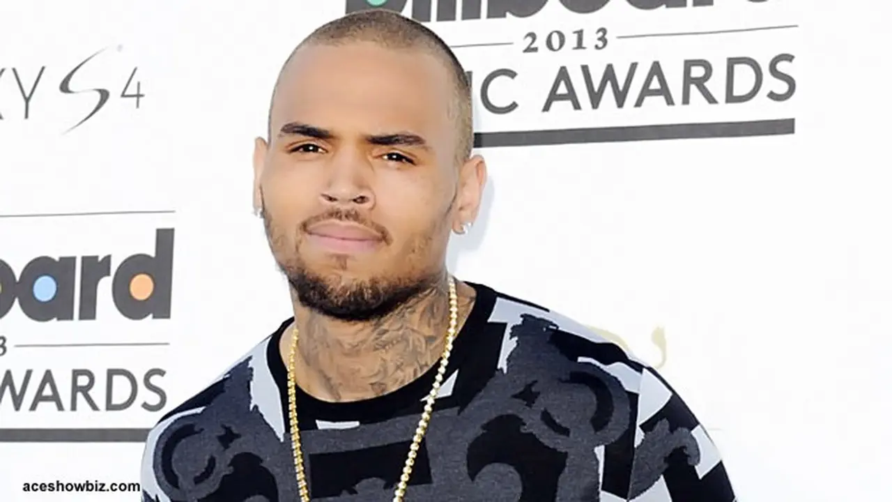 chris-brown-130625b.jpg
