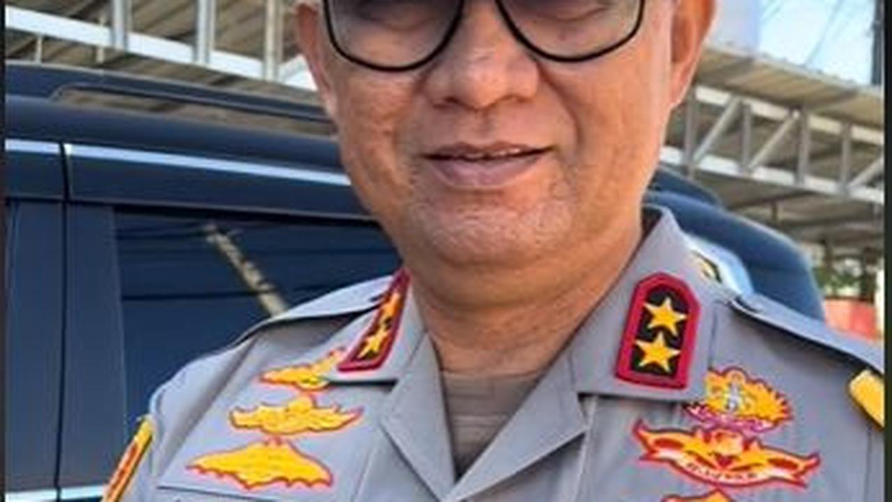Irjen Armed Wijaya mendatangi kantor Subbid Provos Bidpropam Polda Bengkulu di sela kegiatannya berkeliling ke 10 Polres di lingkungan Polda Bengkulu.