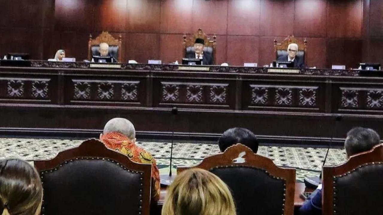 Singgung Peraturan MK, NasDem Nilai Hakim Terbukti Melakukan Pelanggaran Berat Harus Dipecat