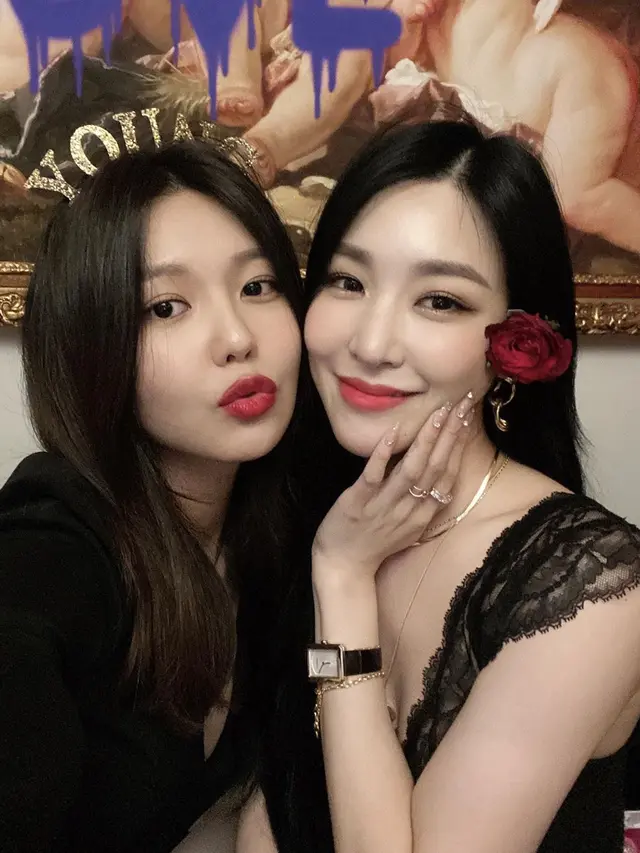 Tiffany dan Sooyoung SNSD. (Instagram/ sooyoungchoi)