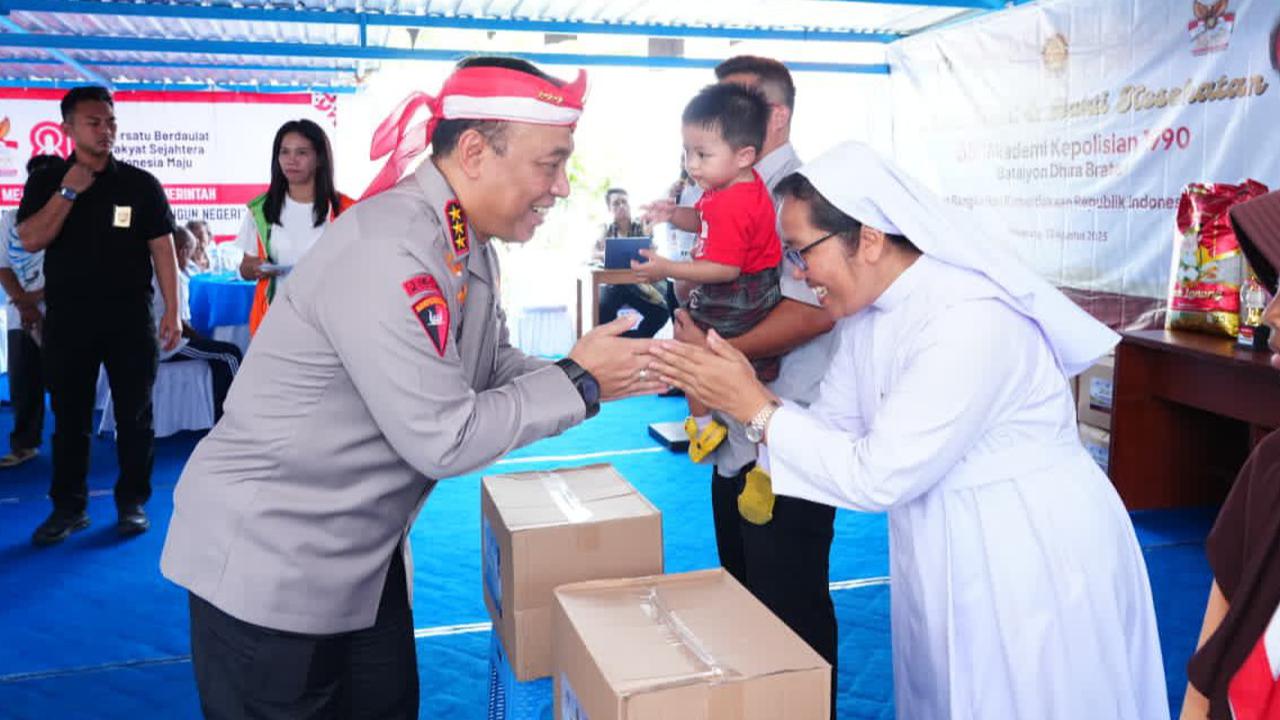 Bakti Sosial Alumni Akpol 1990, Wakapolri Beri Perhatian Khusus ke Biarawati dan Lansia di Semarang