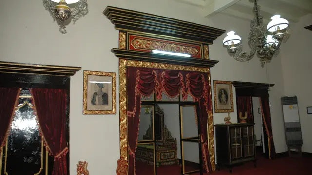 Salah satu sudut Museum Keraton Sumenep. (Dian Kurniawan/Liputan6.com)