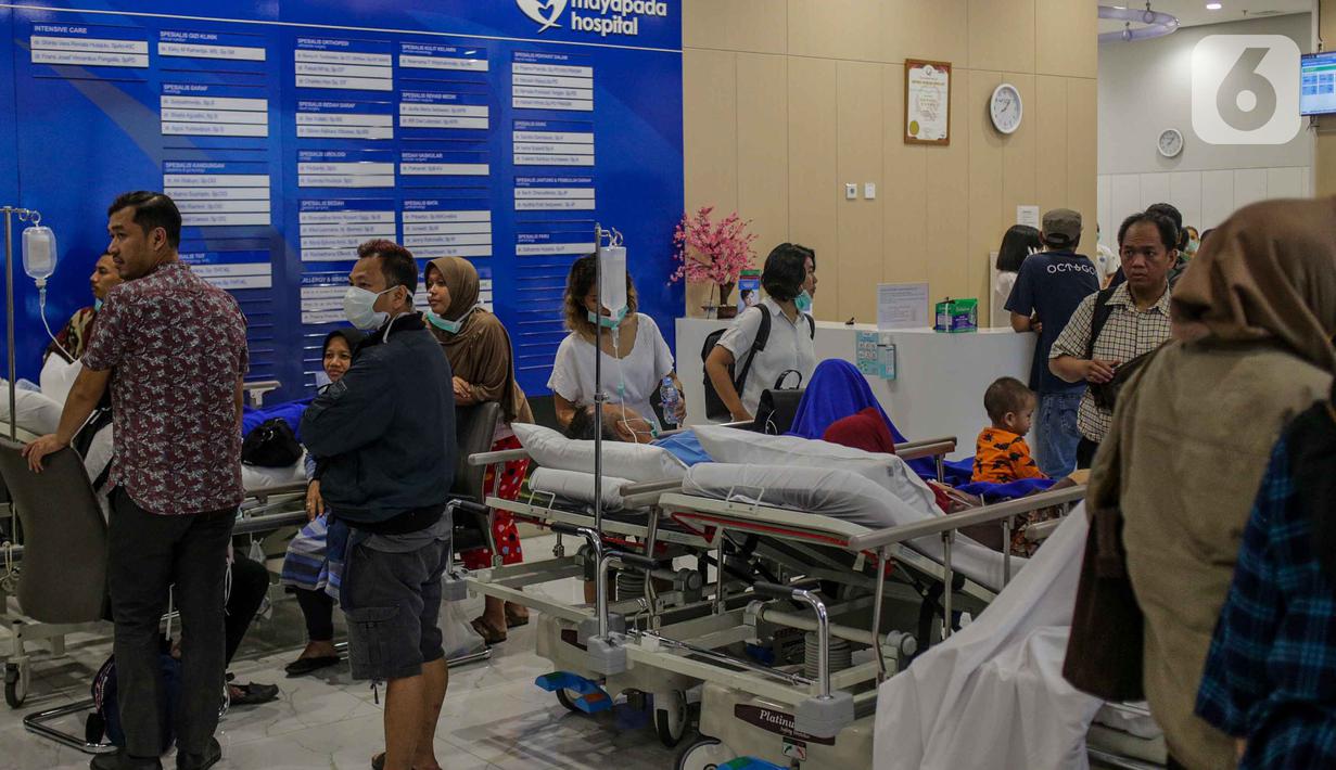 Foto Ada Kepulan Asap Pasien Rs Mayapada Dievakuasi News Liputan6 Com