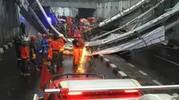 Pengendara Khawatir saat Melintas di Bawah JPO Pasar Minggu