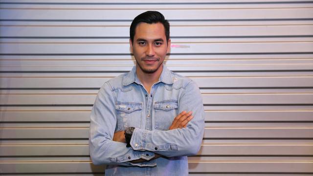 Darius Sinathrya Tantang Anak Muda Lewat UnYUZUal Trip 