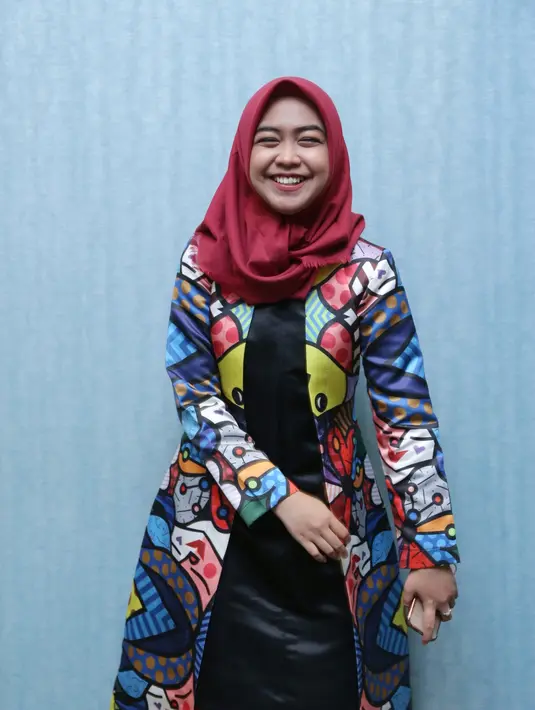 Meski sudah berupaya mengunggah konten-konten terbaiknya, namun dirinya tetap saja sering kali dijujat warganet. Karena dianggap apa yang dibuat Ria Ricis tidak mendidik untuk yang lainnya. (Adrian Putra/Bintang.com)