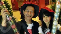 Imlek, Delon Kangen Diberi Angpao