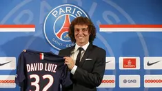 Kampiun Ligue 1, Paris St Germain, secara resmi mengenalkan pemain barunya, David Luiz, di Paris, Perancis, (7/8/2014). (REUTERS/Benoit Tessier)