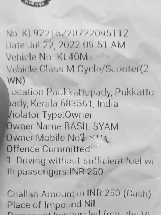 Pengendara Kena Tilang Karena Punya Bensin Sedikit