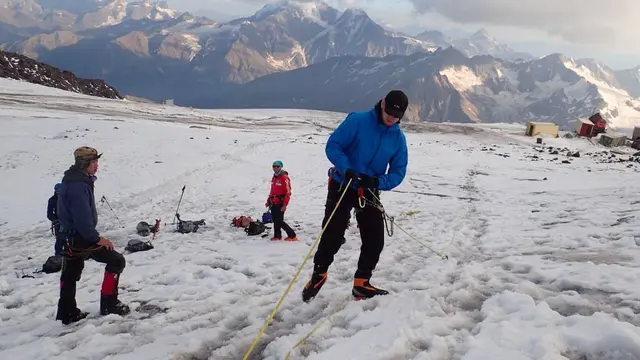 Gunung Elbrus di Rusia, Bagian Pegunungan Kaukasus yang Punya Kerucut Kembar