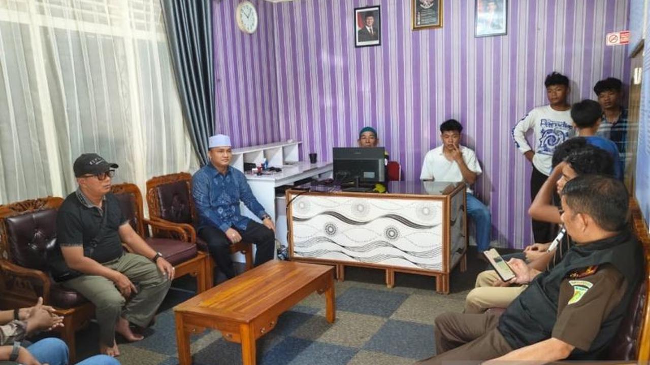 Kejaksaan Tinggi Sumbar Turun Tangan Bantu Anak Panti Asuhan yang Kesulitan Biaya Sekolah