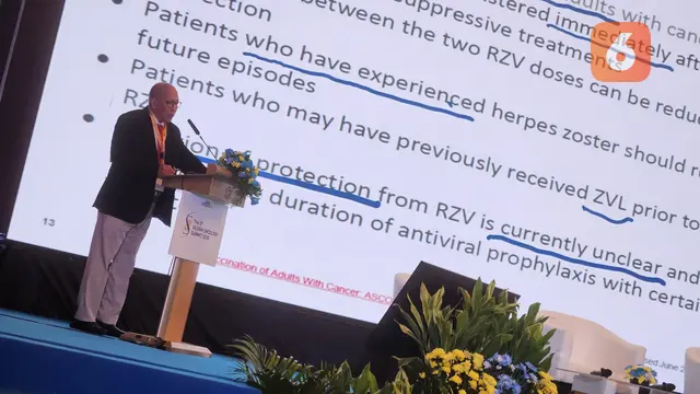 Spesialis Penyakit Dalam Konsultan Hematologi Onkologi Medik dari MRCCC Siloam Hospitals Semanggi, Prof. Dr. dr. Aru W. Sudoyo, SpPD-KHOM, FINASIM, FACP (Foto: Aditya Eka Prawira/Liputan6.com)