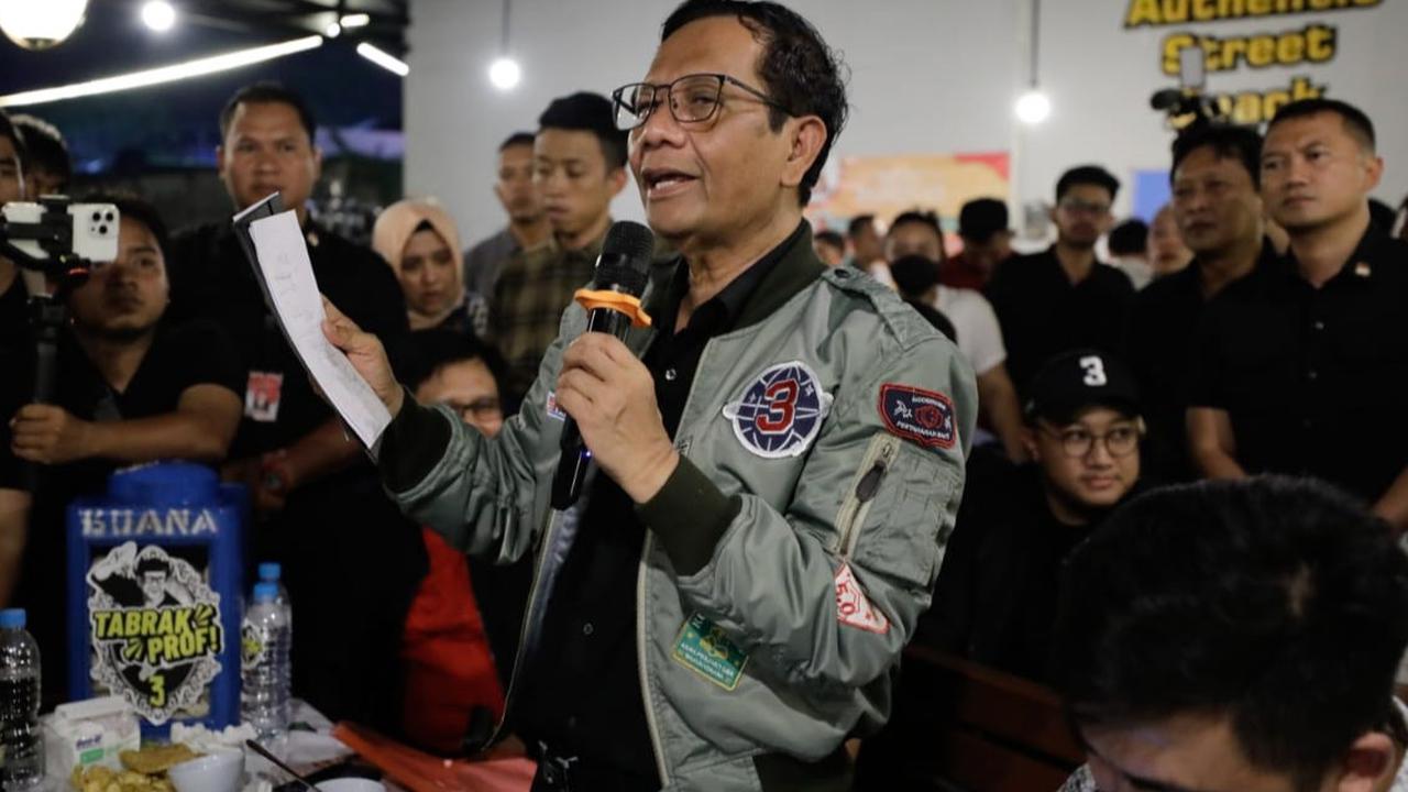 VIDEO: Puncak Kemarahan Mahfud Terbuka Lawan Jokowi, Ngeri Negara Bubar Tak Takut Dimaki!