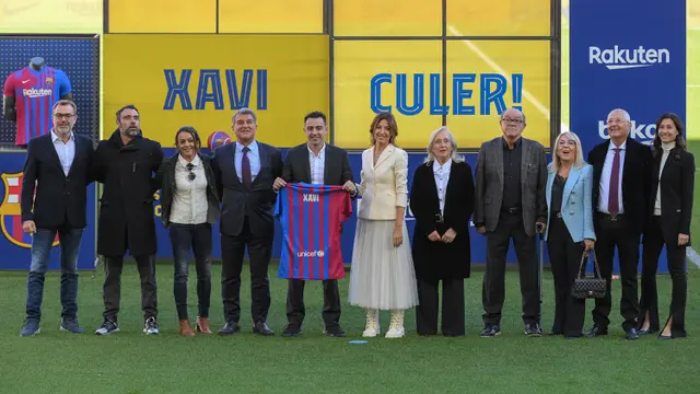 Foto: Welcome Home, Xavi Hernandez!