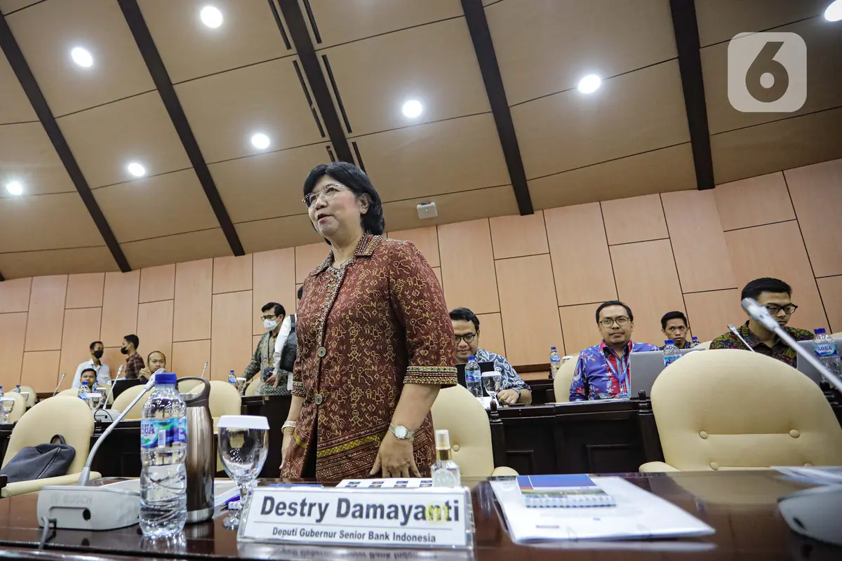 Destry Damayanti