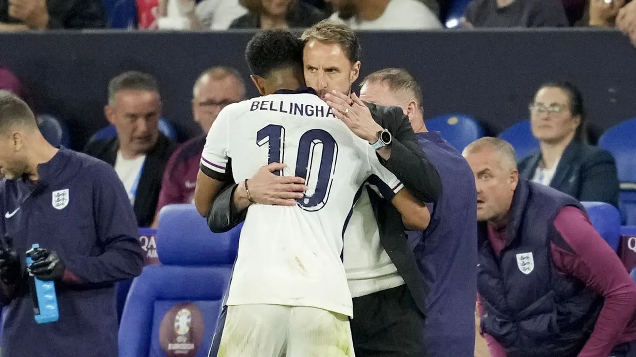 Foto: Tandukan Maut Jude Bellingham Bawa Inggris Taklukkan Serbia di Euro 2024