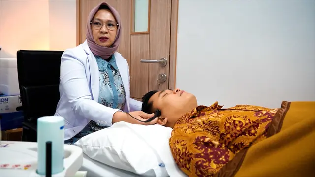 Selain mendeteksi risiko stroke, TCD juga bisa dimanfaatkan untuk pemantauan selama perawatan dan evaluasi risiko komplikasi vaskular seperti penyumbatan atau penyempitan pembuluh darah. (Dok: Bethsaida Hospital)