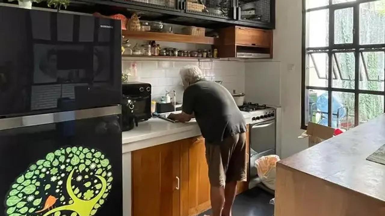 Transformasi Dapur Kayu Minimalis Tantri Kotak, Dari Klasik ke Modern
