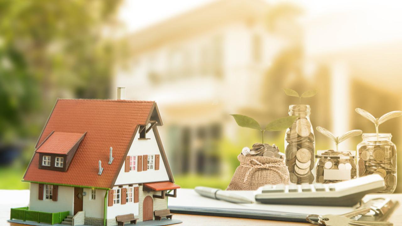 Ilustrasi membeli properti rumah