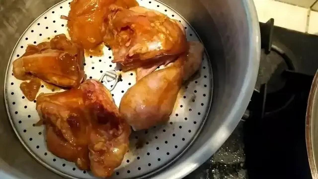 Cara Ungkep Ayam Agar Empuk dan Bumbu Meresap Sempurna, Mudah Dicoba dan Antigagal