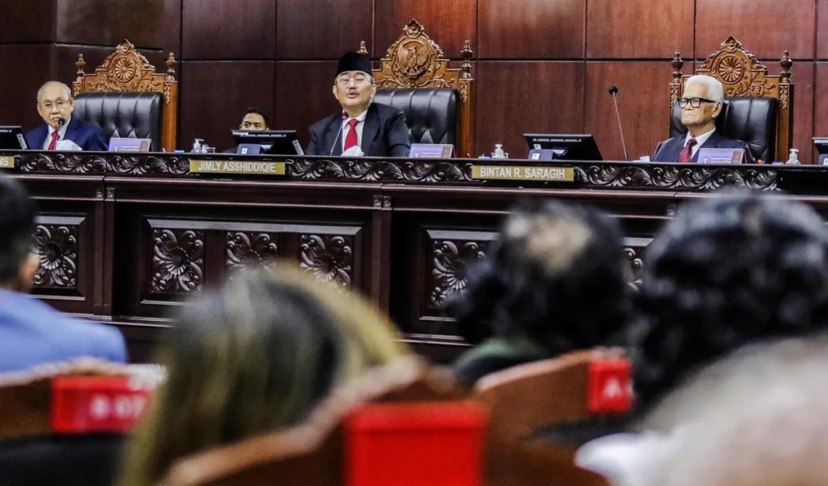 "Sanksi terhadap 'pelanggaran berat' hanya 'pemberhentian tidak hormat' tidak tidak ada sanksi lain sebagaimana diatur pada Pasal 41 huruf c dan Pasal 47 Peraturan Mahkamah Konstitusi Nomor 1 Tahun 2023 tentang Majelis Hakim Mahkamah Konstitusi," <br>