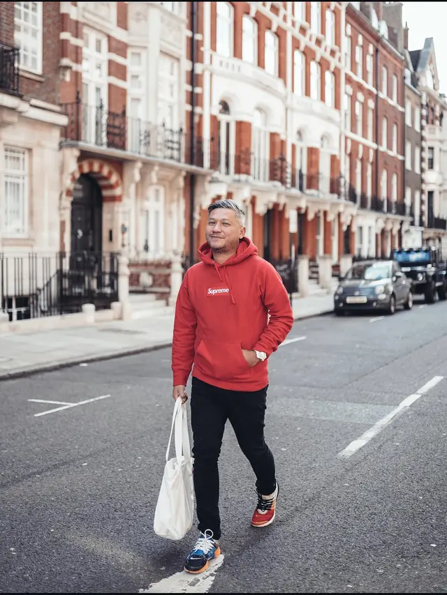 Liburan Bareng Sean Galael, Ini 7 Potret Gading Marten saat di Florida