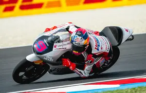 Hasil Moto3 Ceko 2026: Veda Ega Pratama Melesat 15 Tingkat, Hakim Danish Juara
