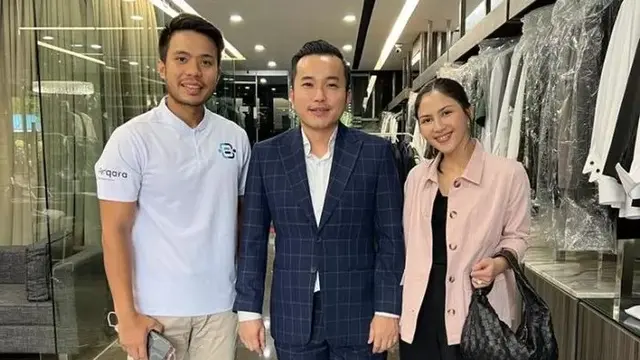 Jessica Mila dan Yakup Hasibuan bersama Stephen Wongso.