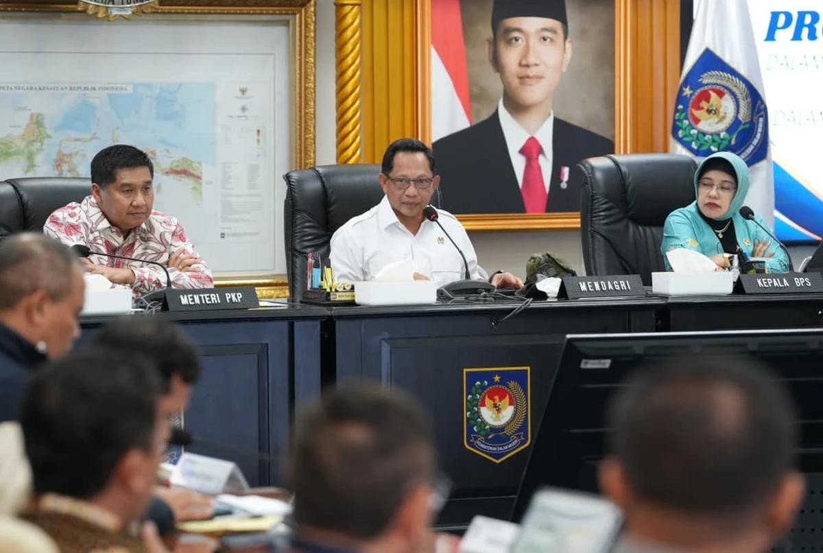 Mendagri Tito saat Rapat Koordinasi Percepatan Pembangunan Perumahan dan Kawasan Permukiman