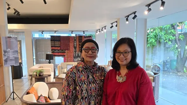 KANA Furniture x Rina Renville