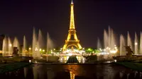 Bagaimana rasanya dapat bermalam di Menara Eiffel, Paris? Simak di sini.