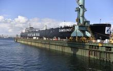 Dua Tangker Pertamina Terjebak di Selat Hormuz, Pertamina Pantau Situasi Dinamis