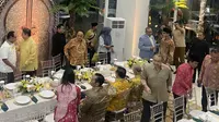 Partai Golkar menggelar acara halal bihalal di markas besarnya yang terletak di Jalan Anggrek Neli, Kemanggisan, Jakarta Barat, Senin (15/4/2024). (Liputan6.com/radityo Priyasmoro).