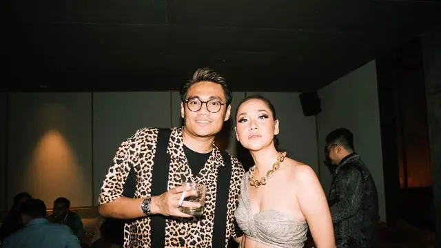 6 Momen Kebersamaan BCL dan Manajer Pribadinya