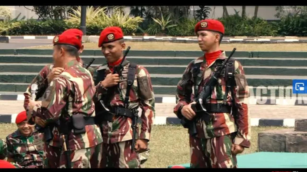 Dalam acara tersebut dia memanggil beberapa prajuritnya karena tidak mau mengajukan pertanyaan kepada dirinya karena takut.<br>