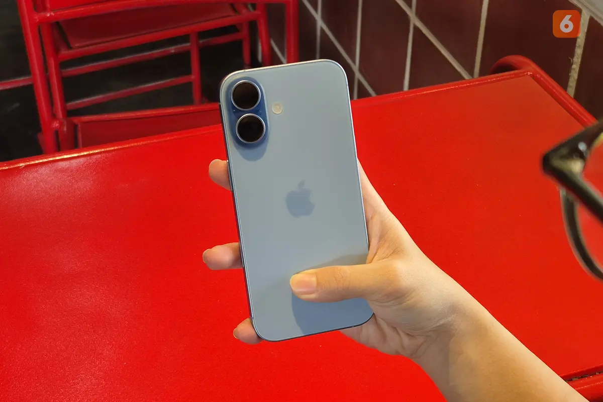 iPhone 17