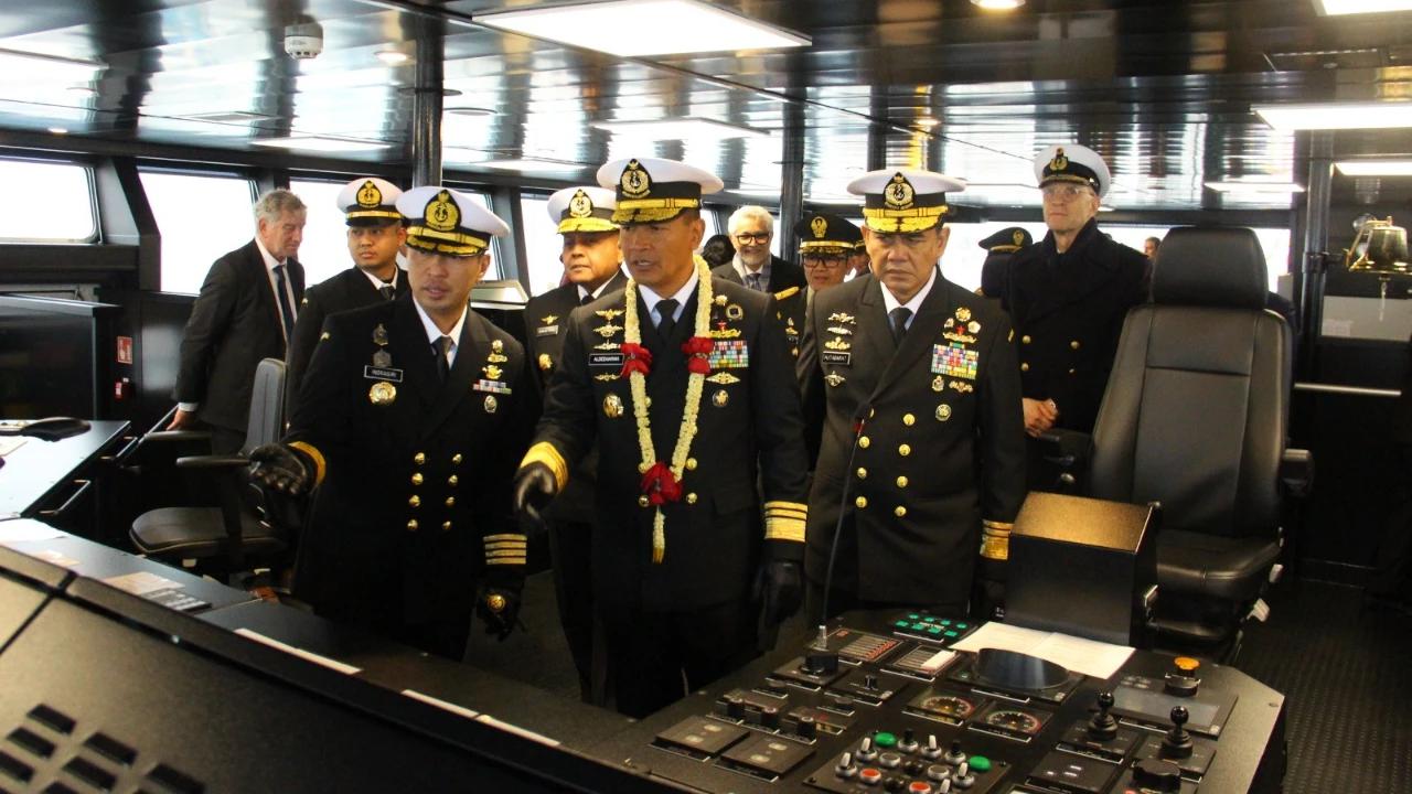 FOTO: KRI Canopus 936 Resmi Bergabung dengan Armada TNI AL