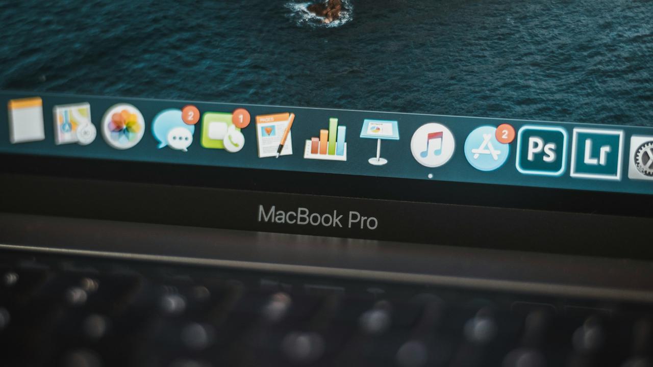 Ilustrasi MacBook (Foto: Unsplash/Jason Jiang)
