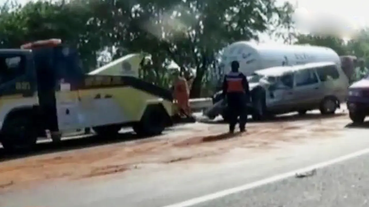 Kecelakaan di Jalan Tol