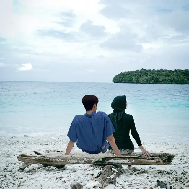 7 Editan Foto Tantri Kotak Bareng Kim Seon Ho Ini Kocak