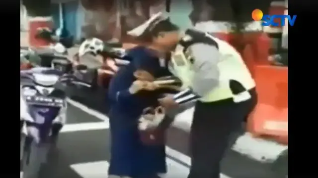 Polisi Digigit Emak-Emak di Kudus Laporkan Kasusnya