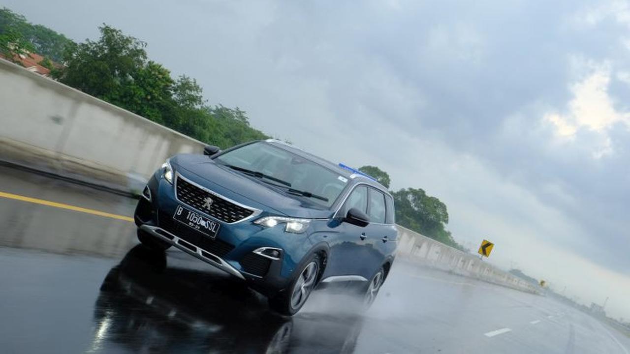 Mengenal Fitur Canggih Sensor Automatic Wiping di Peugeot 3008 dan 5008 (Ist)