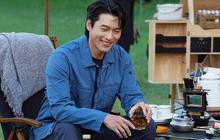 Hyun Bin Tampil Perdana di You Quiz on the Block Setelah 13 Tahun Absen dari Dunia Variety Show