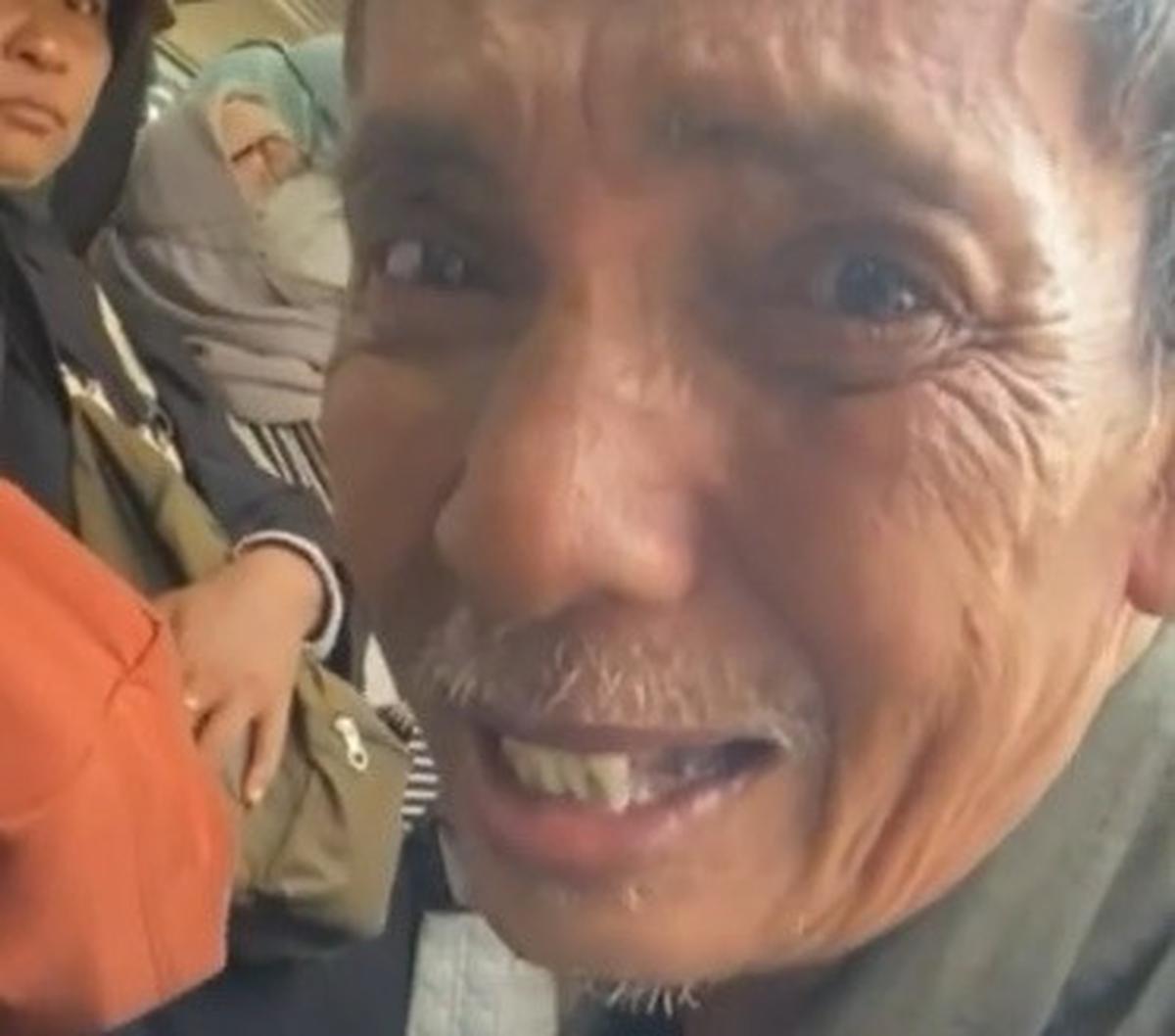 "Dia malah selingkuh, dia udah ga kerja, istri mudanya manfaatin dua buat minta-minta sama ngambilin hape orang," beber saksi tersebut.