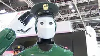 Dubai akan segera memanfaatkan robot polisi untuk bertugas mengawasi jalanan (sumber: dailymail)