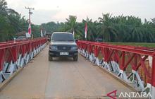 TNI AD Pulihkan Jalur Langkat, Bangun Jembatan Bailey di Wilayah Terdampak Bencana