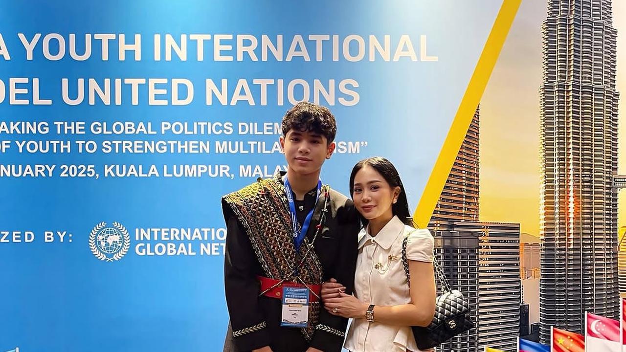 Potret Karan Anak Bunga Zainal yang Ikut Asia Youth International Model United Nation, Bikin Bangga Sang Ibu