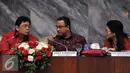 Ki-ka: Ketua Komisi X DPR Utut Adianto, Mendikbud Anies Baswedan dan Anggota Komisi X DPR RI Puti Guntur Soekarno menghadiri seminar nasional "Hormati Guru"  di Kompleks Parlemen, Jakarta, Selasa (26/04). (Liputan6.com/Johan Tallo)