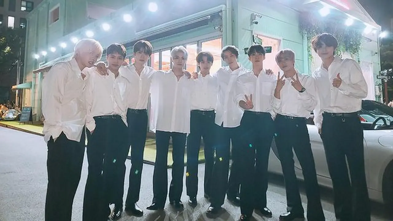 Bakal Manggung di Indonesia, Ini 8 Kostum NCT 127 yang Sukses Buat Fans Menjerit