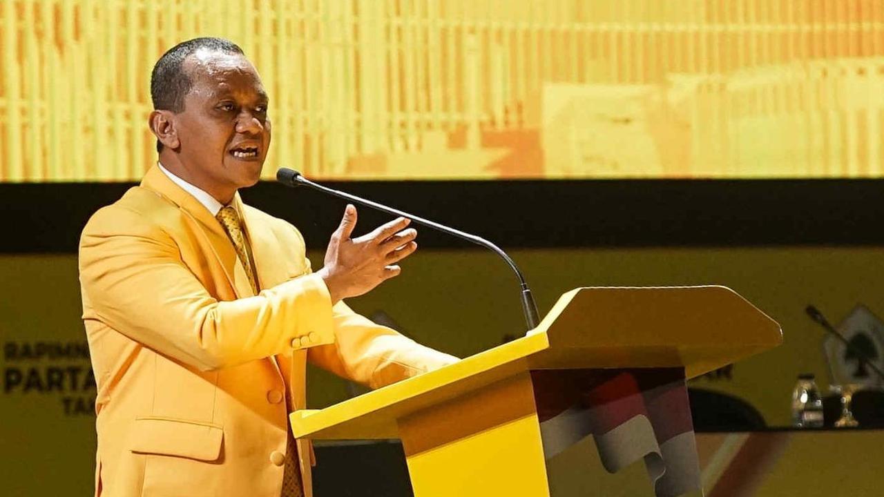 Ketua Umum Partai Golkar Bahlil Lahadalia menyampaikan pidato dalam Rapimnas dan Musyawarah Nasional (Munas) XI Partai Golkar 2024 di Jakarta, Rabu (21/8/2024). Dalam pidato perdananya sebagai Ketum Golkar, Bahlil&nbsp; memperingatkan agar tidak main-main